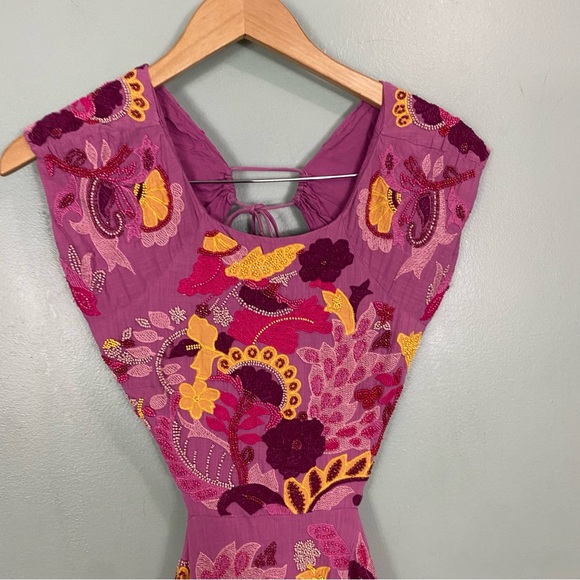 Anthropologie Maeve Embroidered‎ Beaded Floral Purple Mini Dress Cut Out Sz 2 - Picture 4 of 16